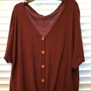 Entro tie front button top maroon size M - XL